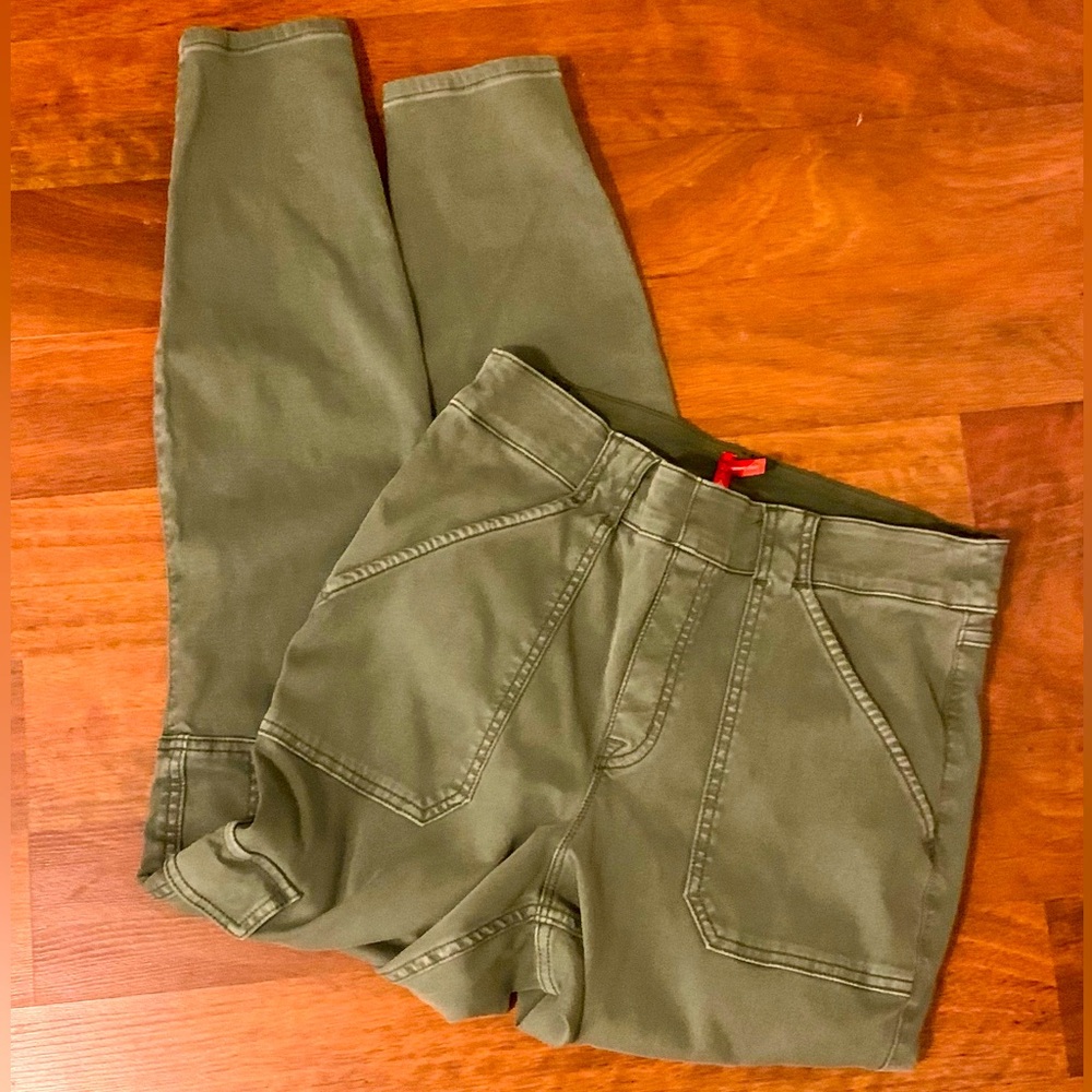 Spanx stretch skinny cargo pants size XL MSRP$128